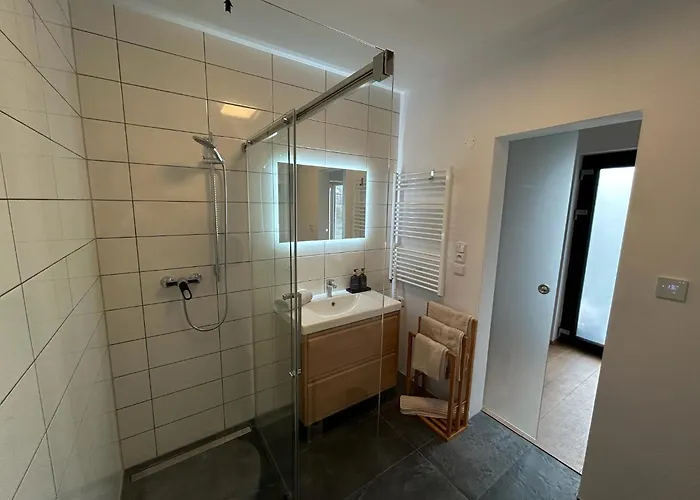 Dum Pro Hosty V Zahrade Tatil Evi