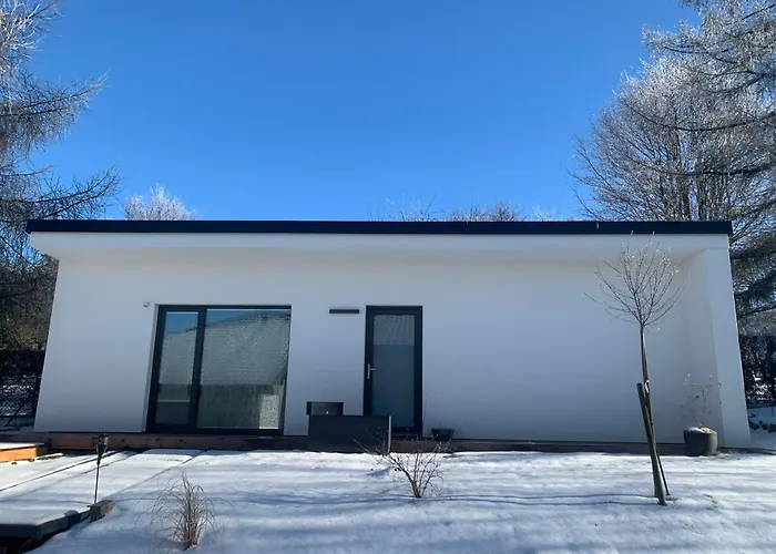 Dum Pro Hosty V Zahrade Tatil Evi